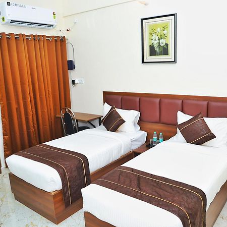 Jn Residency Perungudi Bed & Breakfast Chennai Exterior photo